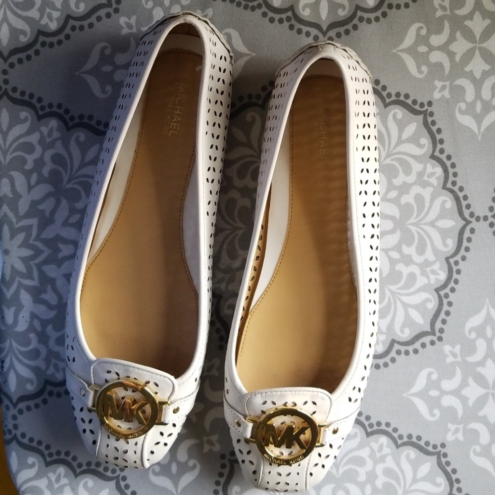 Michael Kors flats only worn once
